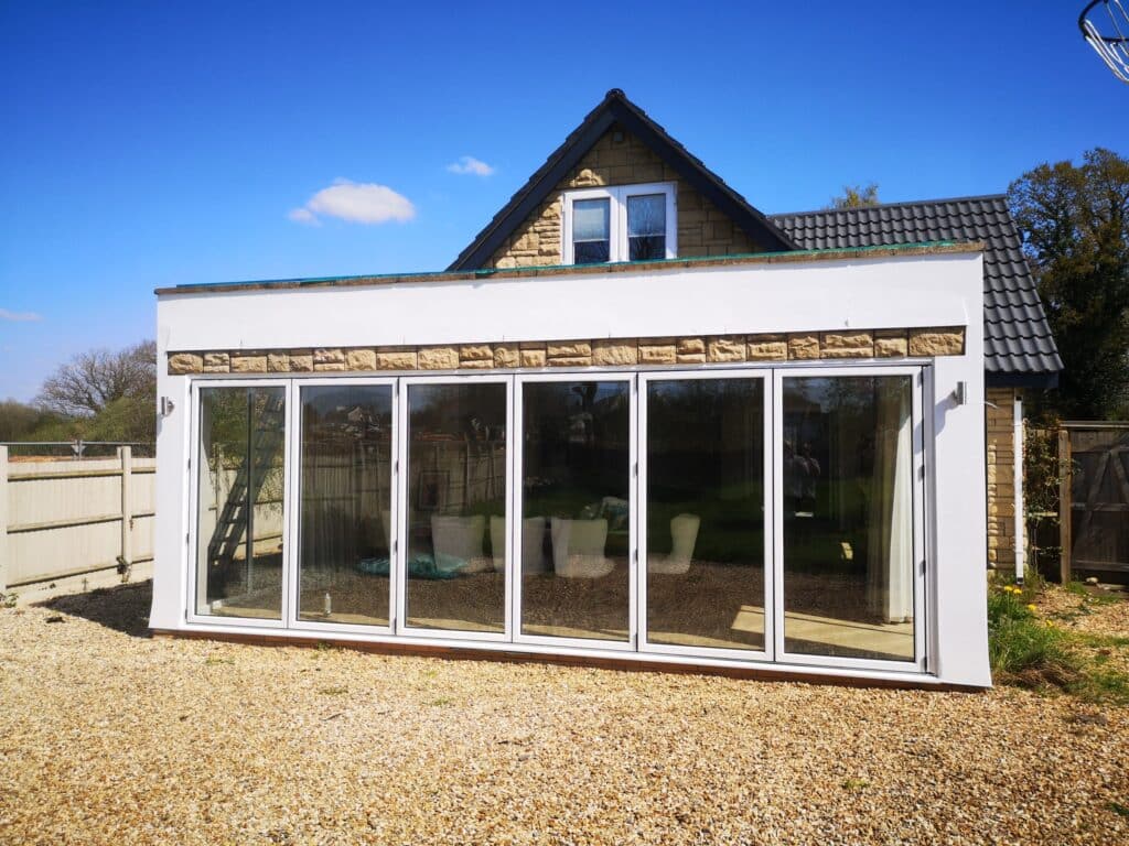 Recently, we completed a job in Bristol for a customer with a stunning set of 6-panel bi-folding doors that needed professional attention.