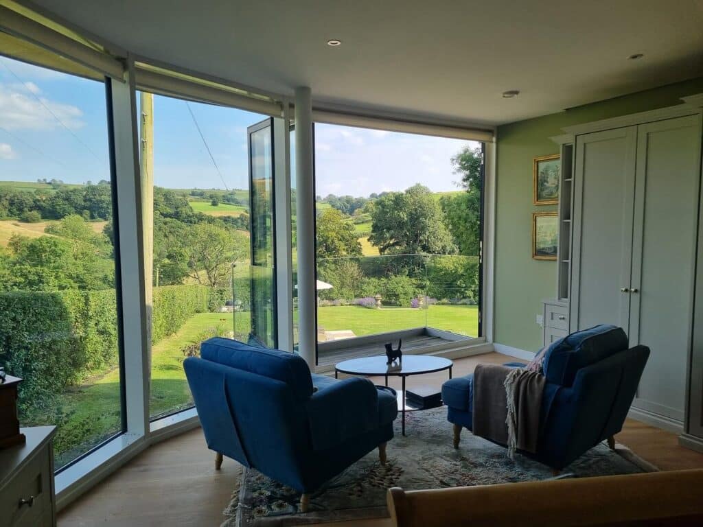 Recently, we had the pleasure of servicing six 3-panel bi-fold doors at a beautiful property in Shepton Mallet, ensuring they continue to provide the stunning views and seamless indoor-outdoor living they’re designed for.