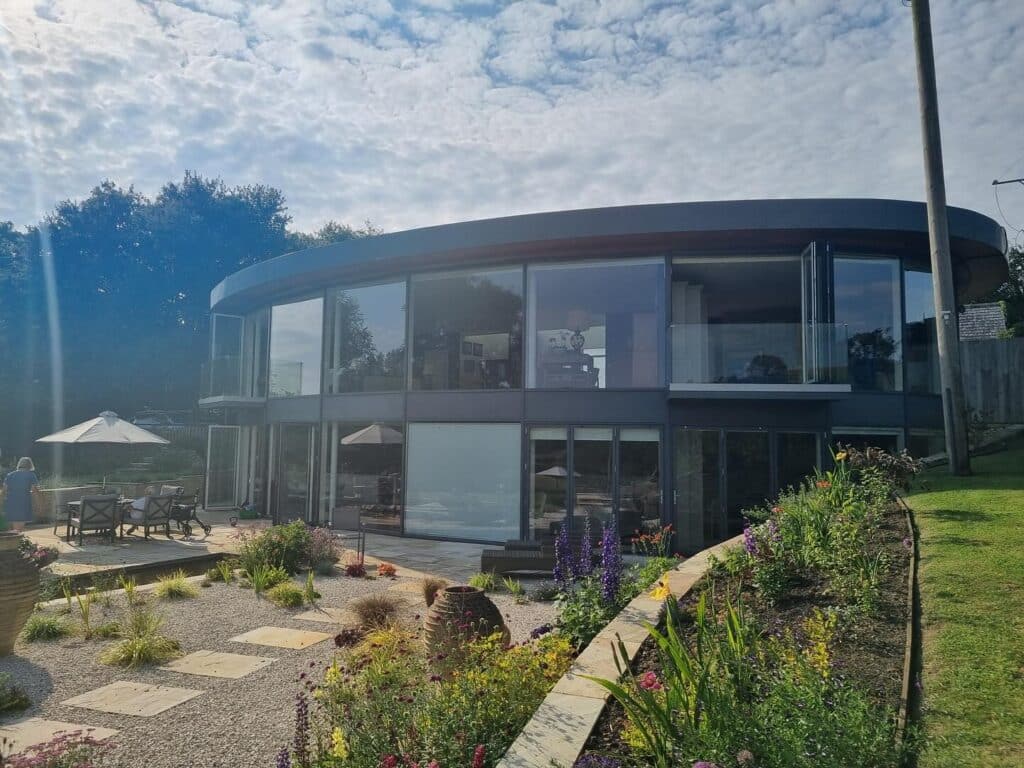 Recently, we had the pleasure of servicing six 3-panel bi-fold doors at a beautiful property in Shepton Mallet, ensuring they continue to provide the stunning views and seamless indoor-outdoor living they’re designed for.