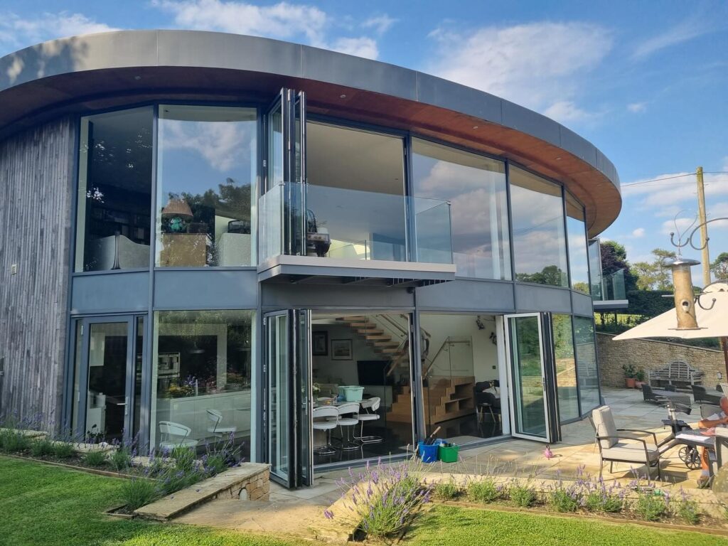 Recently, we had the pleasure of servicing six 3-panel bi-fold doors at a beautiful property in Shepton Mallet, ensuring they continue to provide the stunning views and seamless indoor-outdoor living they’re designed for.