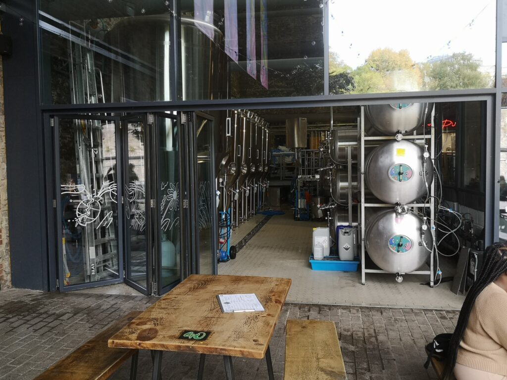 At Doorveloper, we specialise in local aluminium bi-fold door repairs for homes and businesses across the UK, and our latest project brought us to the iconic Left Handed Giant Brewing Co. in Bristol.